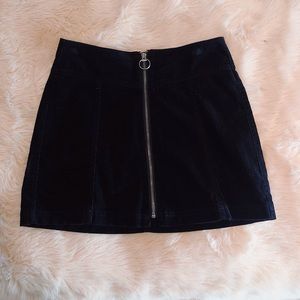 Forever 21 | Black Zipper Skirt